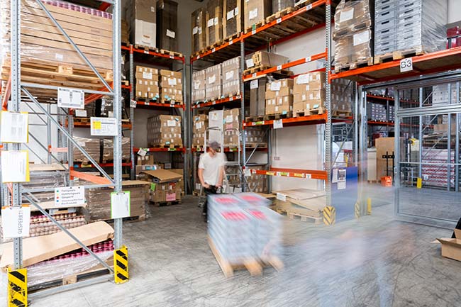 Lagerhalle von Unverschwendet Lagerhalle von Unverschwendet