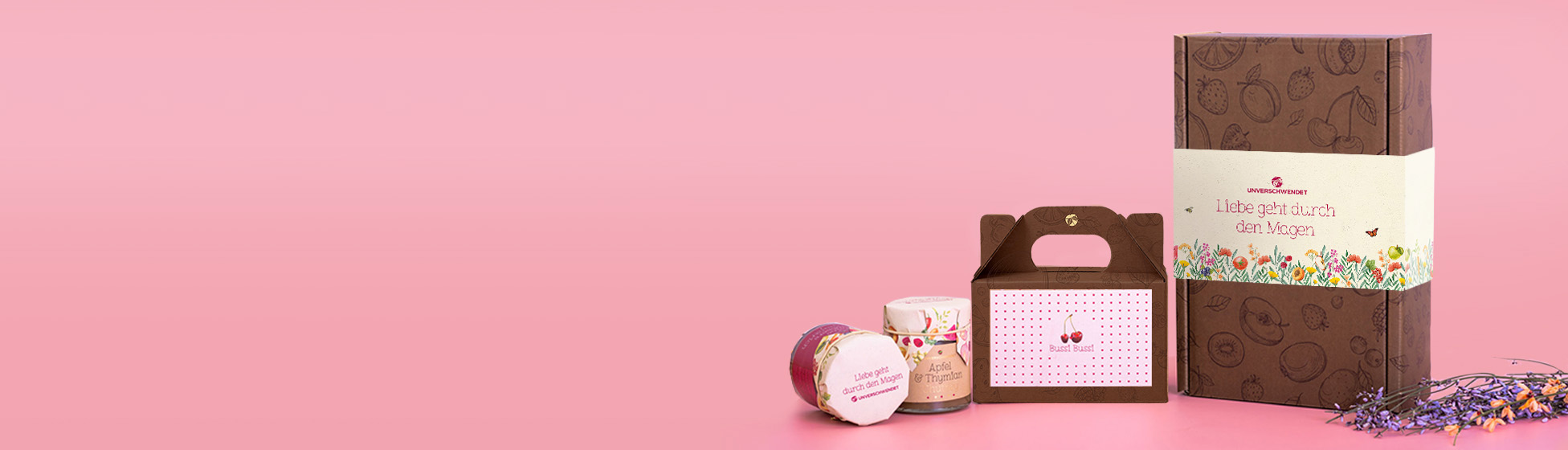 Unverschwendet Aufstrich-Gläschen, sowie Duett- und Einzel-Geschnkkarton mit süßem Etikett Unverschwendet Aufstrich-Gläschen, sowie Geschenkkartons