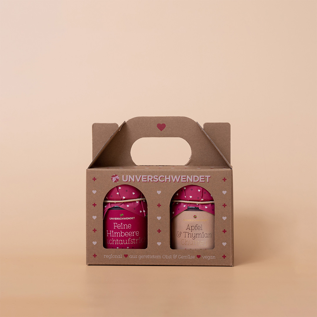 Duett-Geschenkkarton mit Fruchtaufstrichen Vorderansicht Duett-Geschenkkarton mit Fruchtaufstrichen
